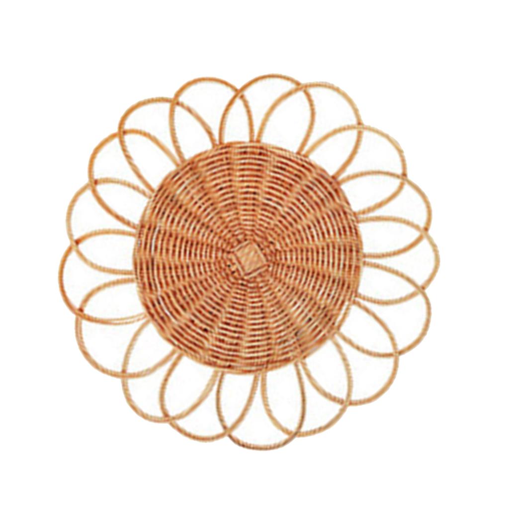 Nordic Styles Handwoven Rattan Flat Wall Basket Elegant Hanging Wall Decors Home Decoration Ornament for Modern Interior