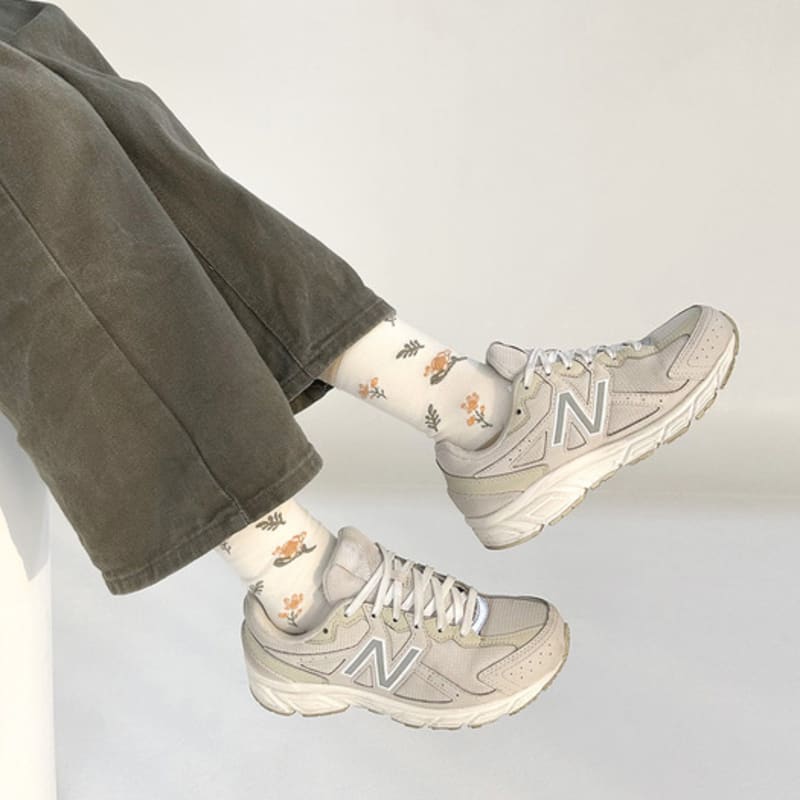 YELLOWSOCKS FLOS БЕЖЕВЫЙ