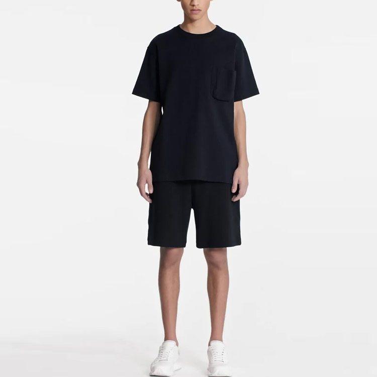 Louis Vuitton 3D футболка с карманом и монограммой Signature 1A7XRR 1A7XRR