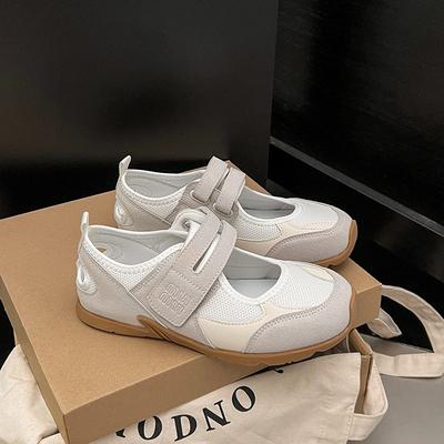 Женская обувь – Кроссовки