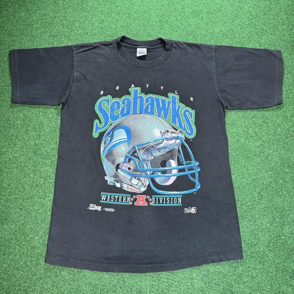 26 VTG 80s Seattle Seahawks NFL Football Logo T-Shirt Classic Helmet tee HN2314 Unisex T-Shirt