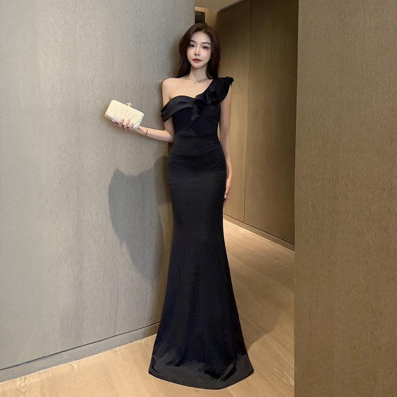 Elegant Strapless One-Shoulder Floor-Length Bodycon Evening Dress