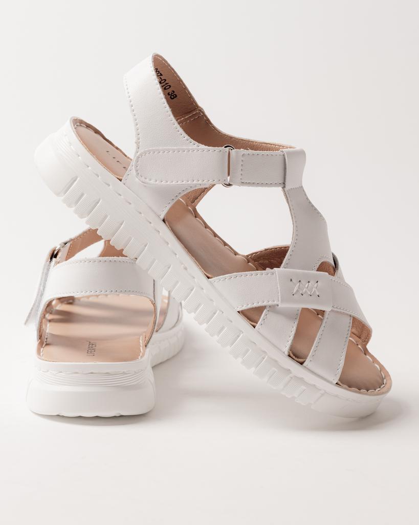 Босоножки на платформе Lifexpert 2097010 36 белые кожа