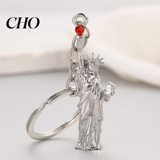 Retro Style Keychain Pendant Statue of Liberty Design Lightweight Zinc Alloy with Lobster Clasp New York Landmark Accessory Commemorative