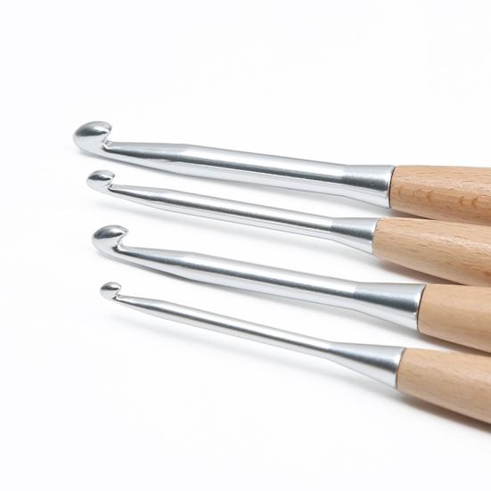 Крючок для вязания крючком Легкий эргономичный дизайн Спицы для ручного вязания Гладкая деревянная игла для вязания крючком Ручная работа