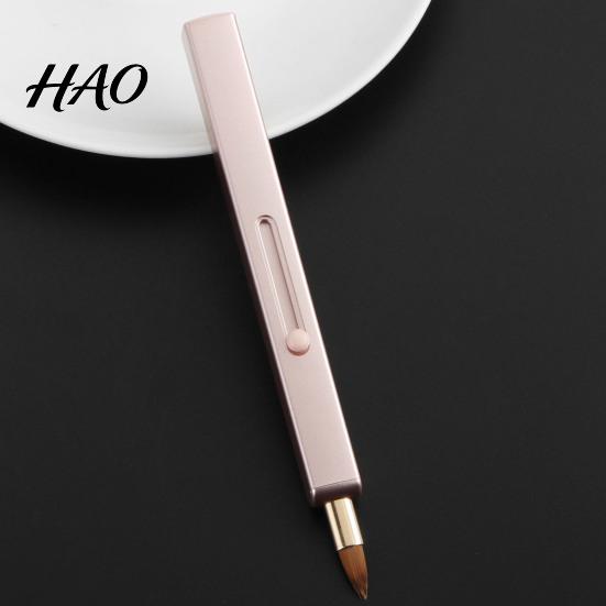 Lip Smudge Brush Dustproof Design Soft Bristle Matte Texture Non-slip Comfortable Grip Beauty Tool Multifunctional Retractable Makeup for Lady