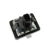 A2218200856: Совместимая светодиодная подсветка номерного знака Mercedes для W204, W204 5D, W212, W216, W221.