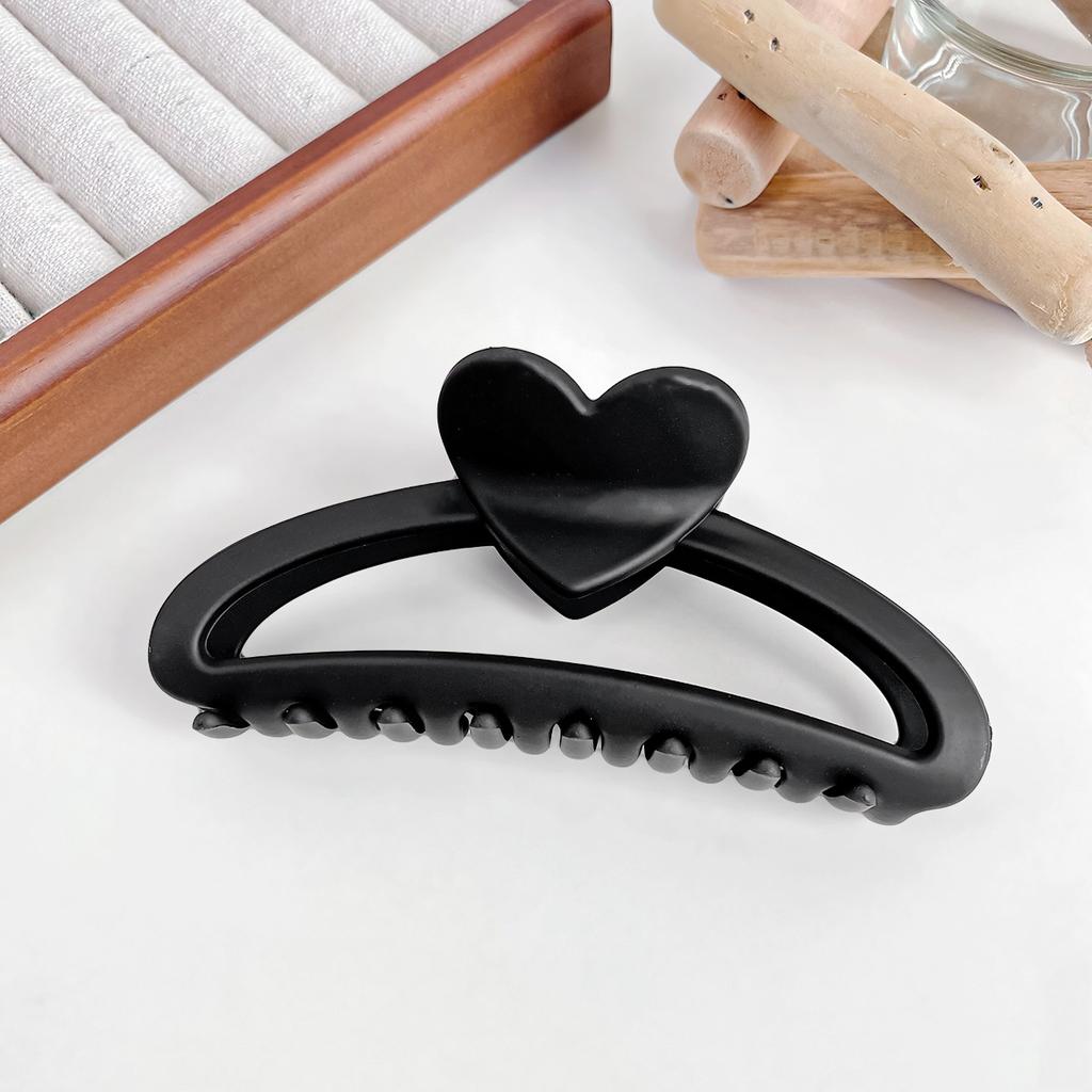 13cm Fashion Heart Good Big Shark Hair Claw Clips Clamps for Women Girls Vintage Headband for Gift Party Hair Accessories Tool