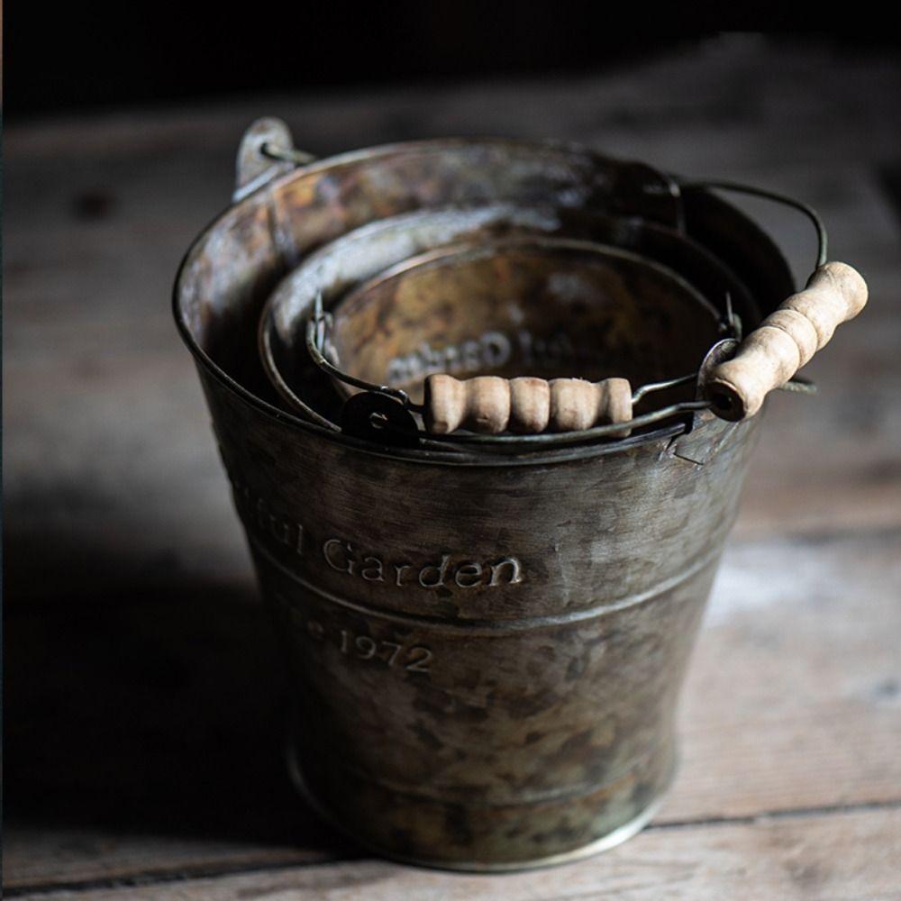 Декоративная витрина в литературном стиле с английской печатью, чашка, посуда для питья, железное ведро для цветов, ваза