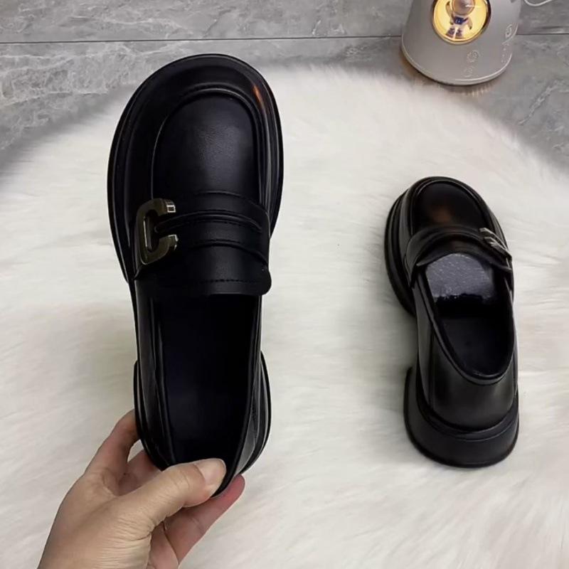 Spring and Autumn New Leather Shoes Women's Shoes British Style Platform Black Patent Leather Japanese Style All-Matching Loafers Pumps