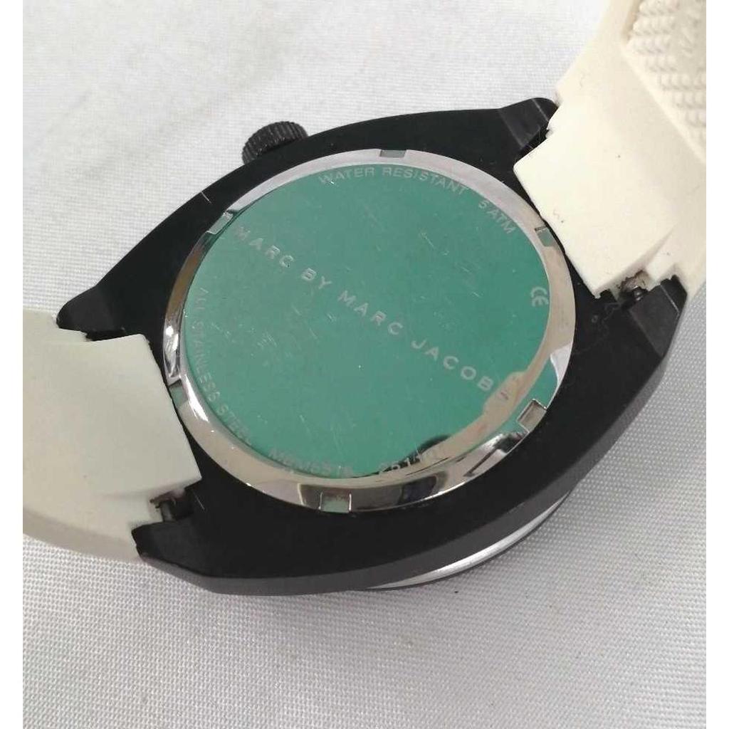 Подержанные кварцевые аналоговые часы MARC BY MARC JACOBS MBM5515