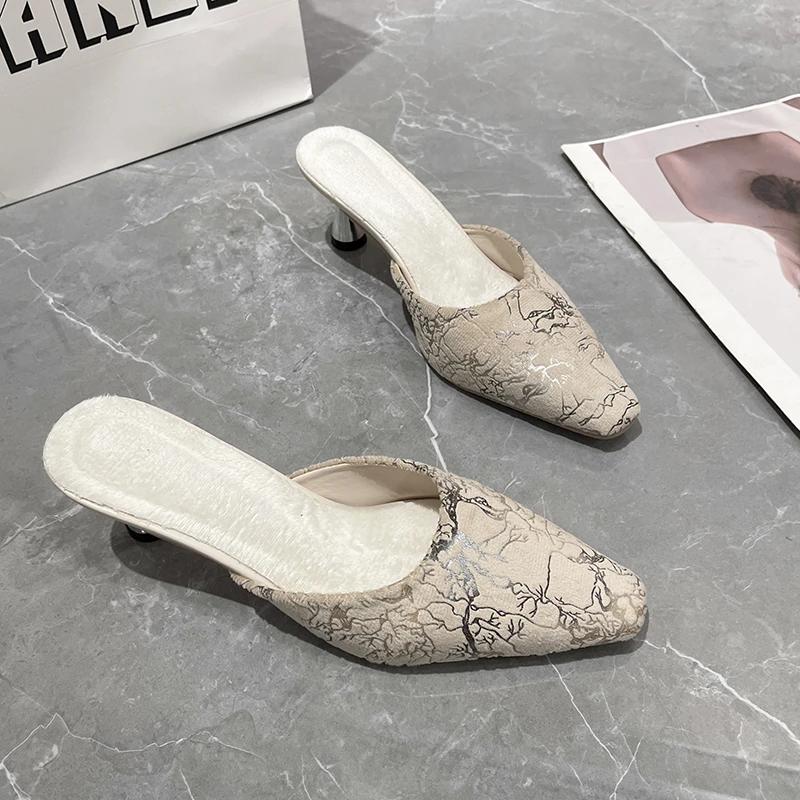 2024 Женские летние новые модные дизайнерские принты с сексуальным острым носком, туфли-мюли без застежек, повседневные, для офиса, женские туфли на высоком каблуке