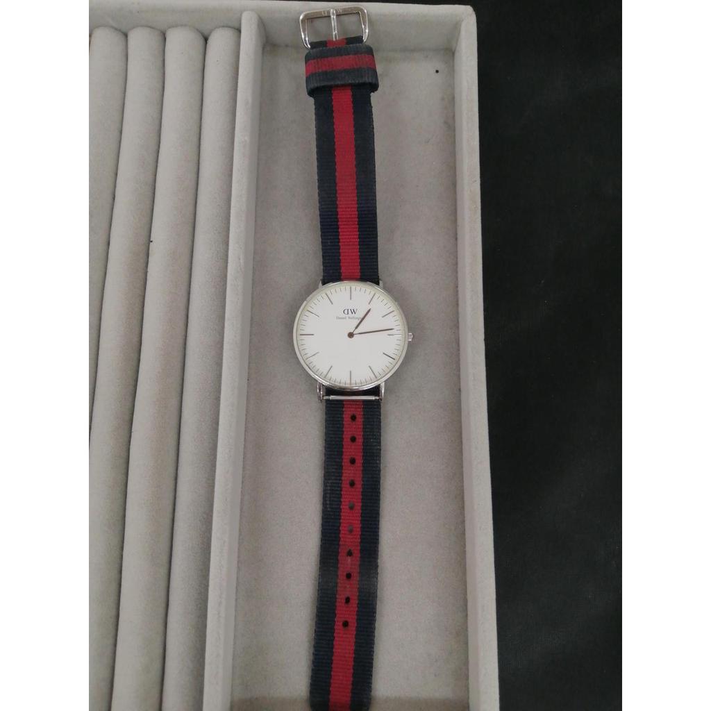 Подержанные часы DANIEL WELLINGTON B36S5