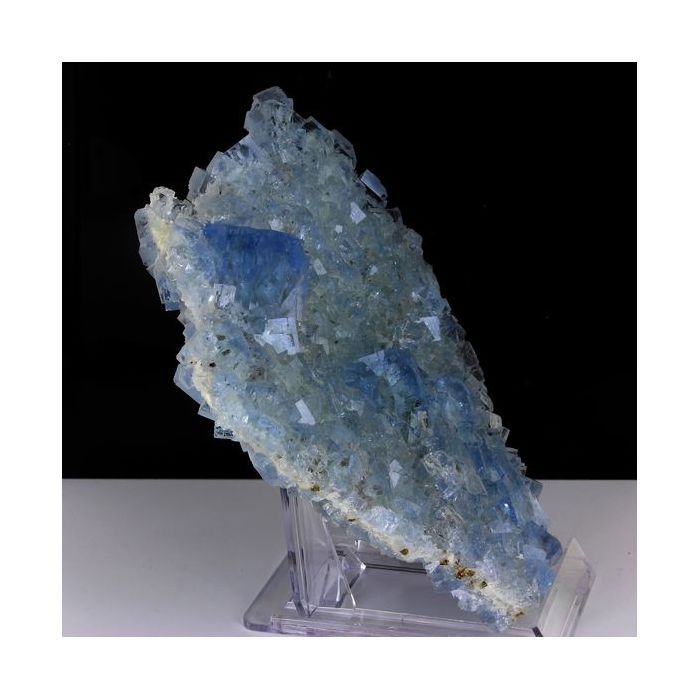 Pierres et Minéraux. Fluorite. 4659.0 ct. (0,93 kg). Yaogangxian Mine, Hunan, Chine.