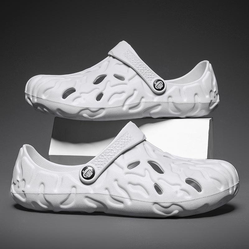 Non-slip Men's Hole Shoes Outdoor Couple Large Size Beach Sandals Outdoor Thick-soled Summer Stepping On Shit Breathable Cool Slippers