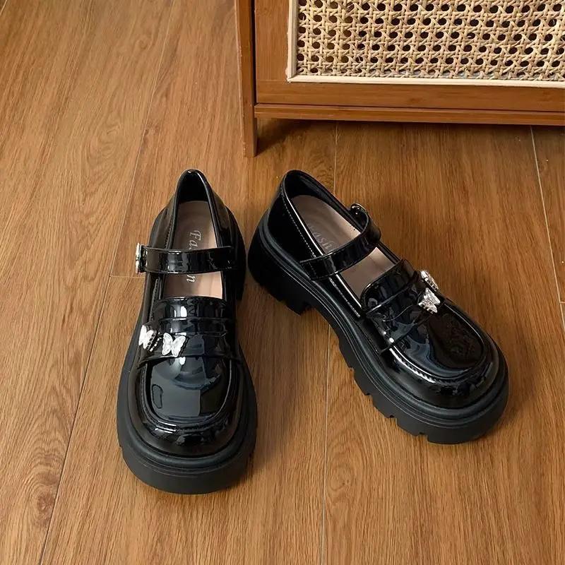 Модные женские туфли-лодочки с круглым носком, лоферы, женская обувь на платформе со средним каблуком, повседневная обувь, нескользящая, лето 2025, шикарный и элегантный тренд