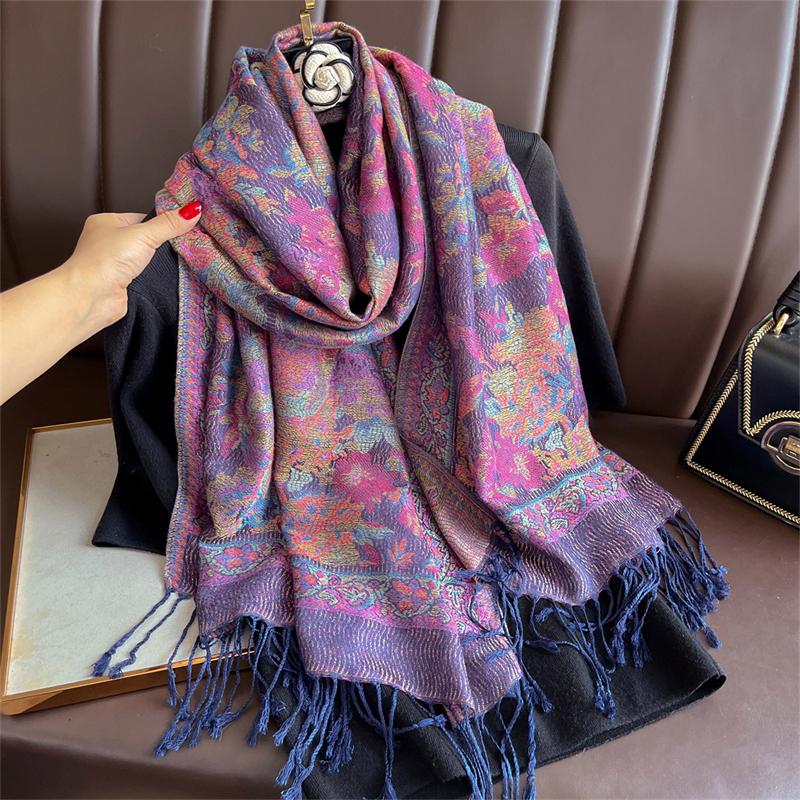 Luxury Embroidery Cashmere Winter Scarves Women Pareo Cape Warm Muslim Modal Hijabs Shawl Chunky Headscarf Ladies Elegant Poncho