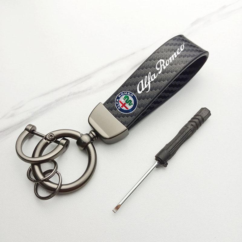 YYCE3 Car Key Chain Carbon Fiber Keychain Key Buckle Key Ring Gift For Alfa Romeo giulia stelvio giulietta 159 147 156 166 Accessories