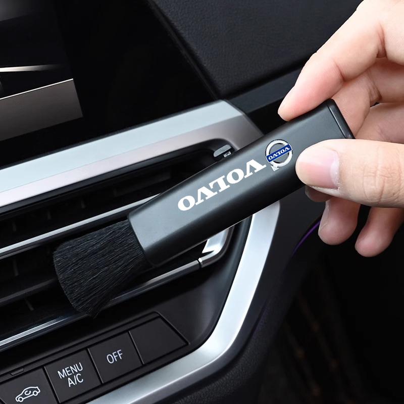 Car Interior Cleaning Tools Retractable Soft Wool Brush For Volvo EX30 XC60 XC40 V60 V40 XC90 XC70 V50 S60 V70 S90 Olestar AWD