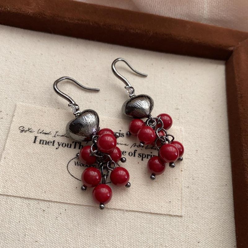 Love Pearl Berry Bead String Earrings Earrings Light Luxury Gentle Heart Fashion Versatile Exquisite Elegant Earrings Earrings