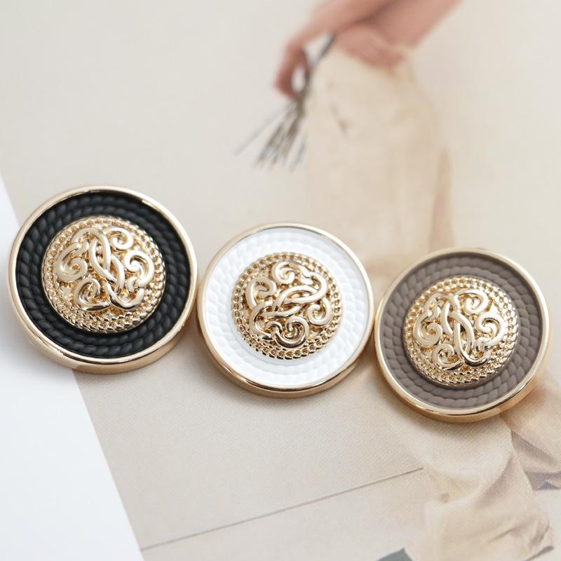 6pcs Relief Floral Golden Black Round Metal Luxury Sewing Button For Clothing Accessory Handmade DIY Material Coat Decoration