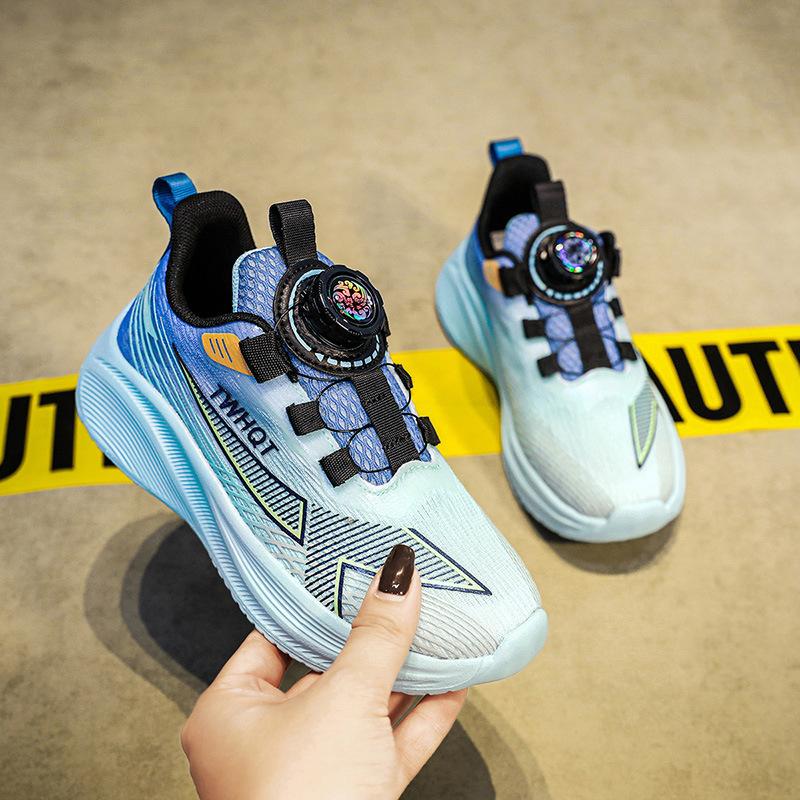 Boys shoes 2025 spring and summer new children's shoes boys sports shoes mesh breathable soft sole running shoes