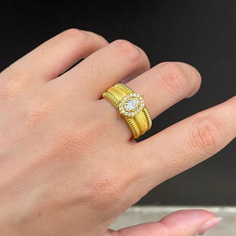 Женское кольцо на указательный палец класса люкс из стерлингового серебра 925 пробы с неправильной формы драгоценным камнем - Не тускнеющее, регулируемое, с легким нишевым дизайном.