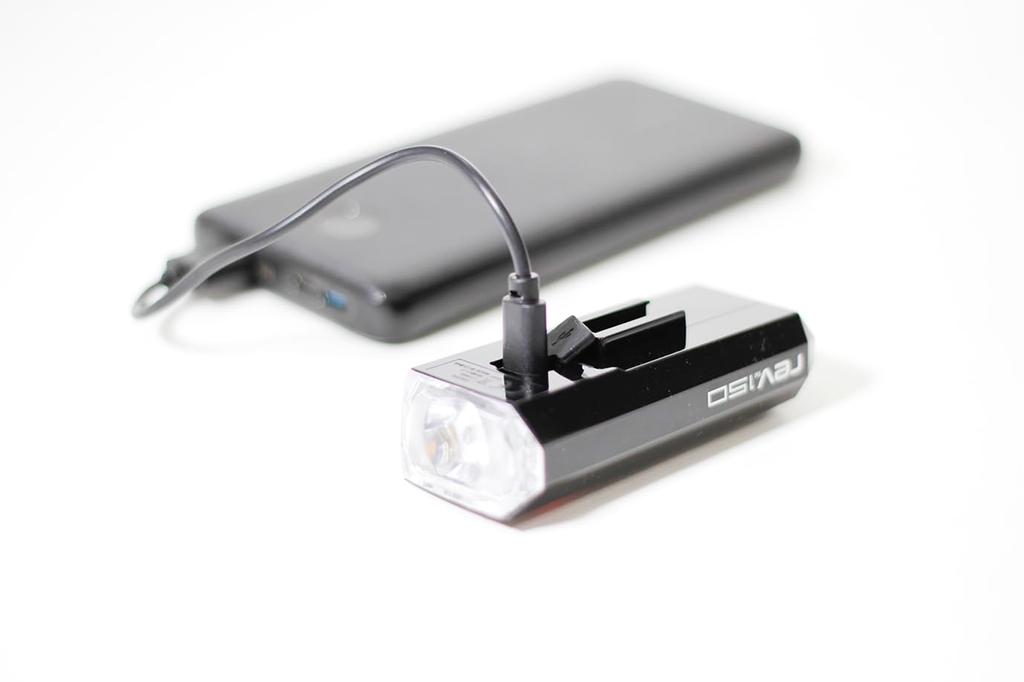 Crops Rev Rev 150 LED Headlight USB 150 Lumens Headlight Directly Charges Rechargeable Battery Via USB Type-C (Black)