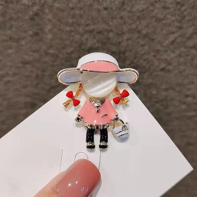 1Pcs Cartoon Characters Jewelry Clothing Accessories Cute Enamel Little Girl Brooches For Women Opal Carrying Bucket Girl Pin