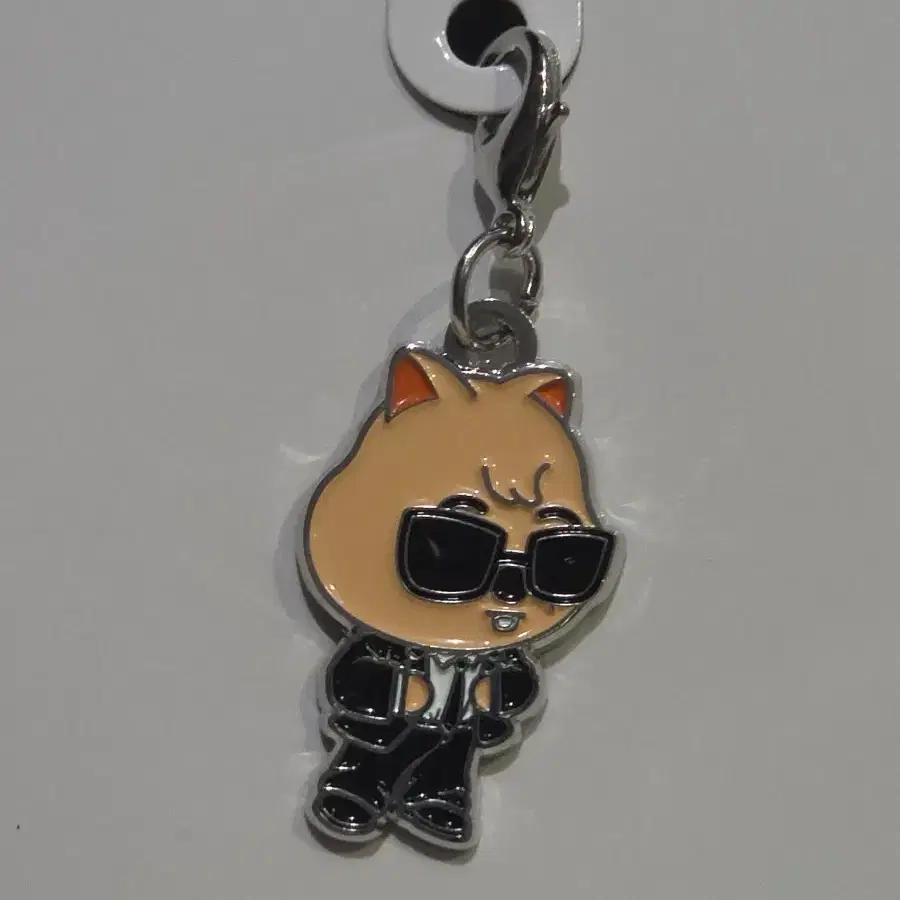 STRAY KIDS Run It Japan MD Sunglasses Keyring Quokka