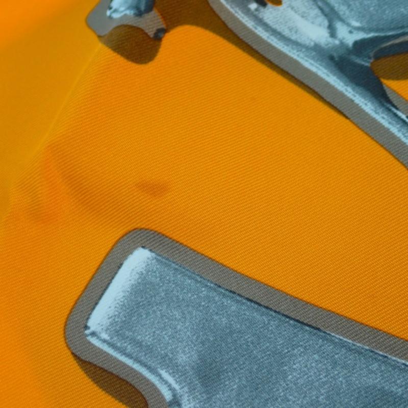 HERMES   шарф Оранжевый шелк Женский