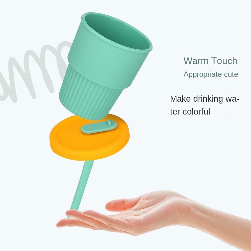 Outdoor Creative New Contrasting Color Silicone Straw Cup, Anti-fall Children's Drinking Cup, High-looking and Environmentally Friendly Water Cup