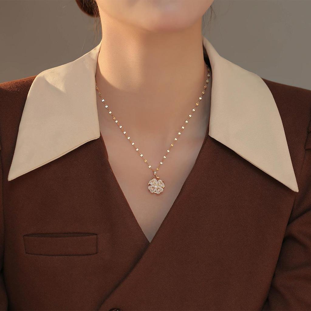 Ожерелье из титановой стали с четырехлистным клевером Haoshi: Элегантный, универсальный, высококачественный медный кулон