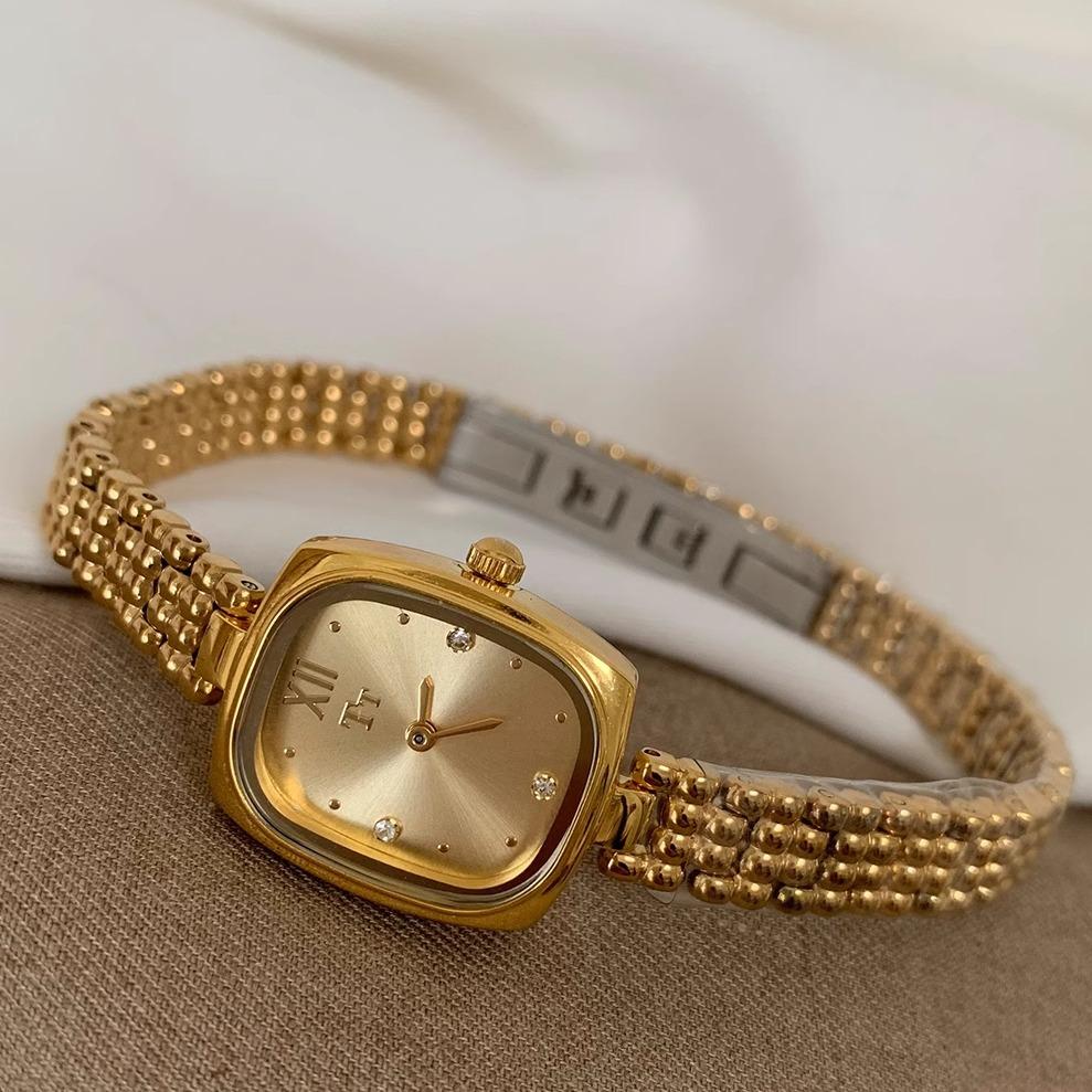 Simple And Stylish Square Dial Women'S Watch With Chain StrapFashionable And Versatile Suitable For Women'S Wear, Birthday Gift.