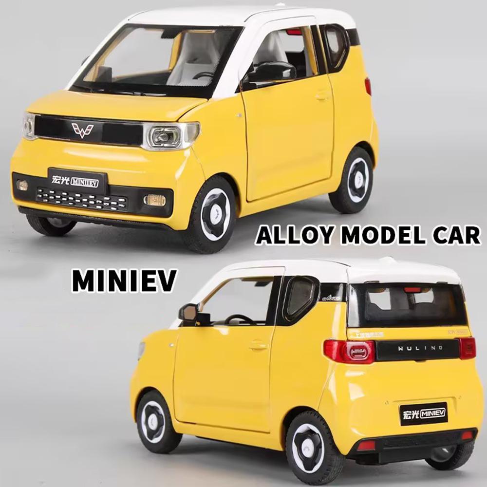 1:Масштаб 24 WULING HONGGUANG MINIEV Металлическая игрушка-модель автомобиля Резиновые шины со светом и музыкой Коллекция транспортных средств Игрушки Детский фестивальный подарок