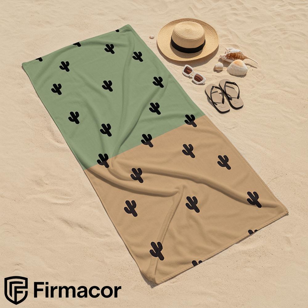 Split Tone Cactus Cartoon Anime Beach Towel Microfiber Quick Dry Super Absorbent Soft Bath Towel for Kids Adults Travel