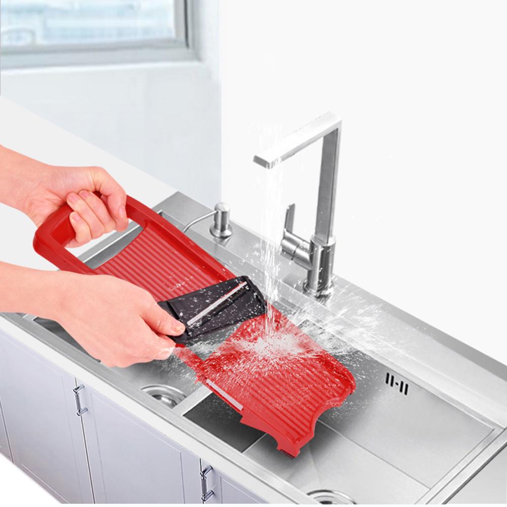 Набор кухонных инструментов: овощерезка с 6 лезвиями, мандолина, многофункциональная терка для фруктов.