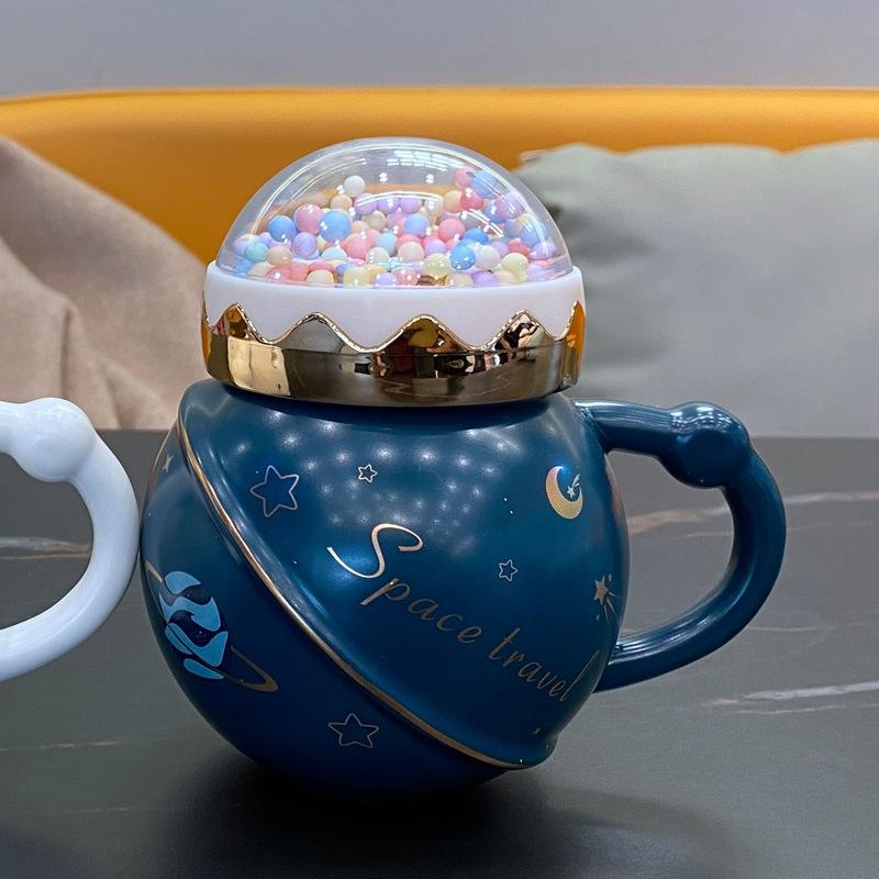 Кружка Планета с Крышкой Высоко выглядящая Чашка для Питья Воды Керамическая Чашка Стиль Мультяшная Милая Студентка Корейская