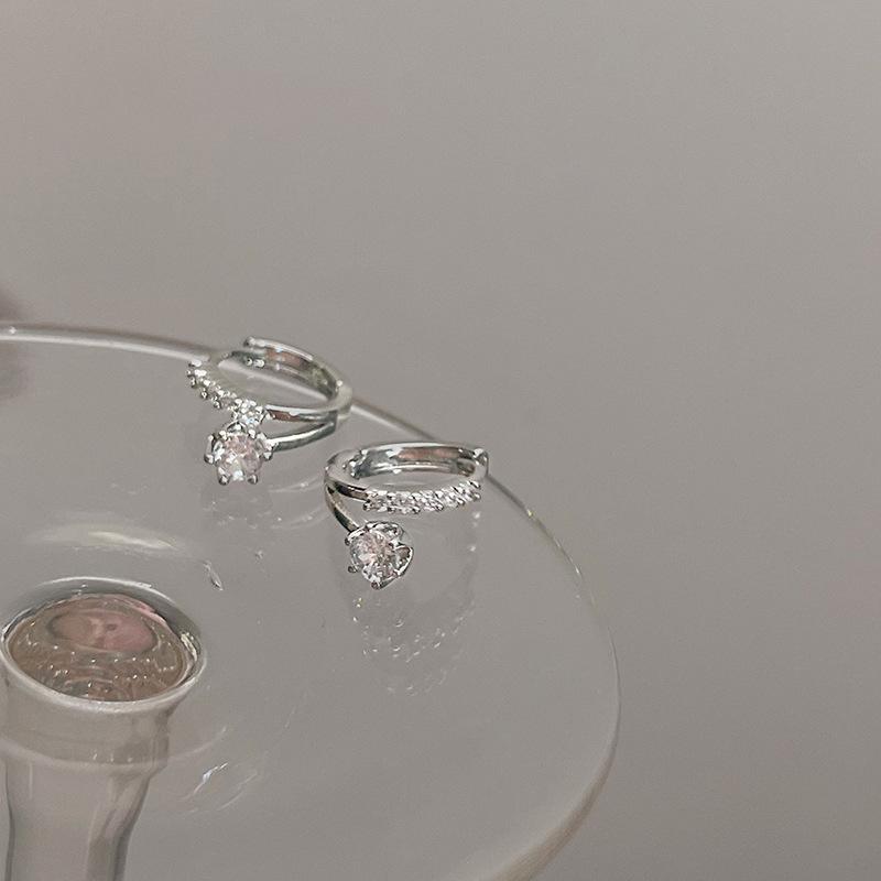 Изысканные мини-серьги-пряжки из циркония для женщин, двухслойные, простые, корейские модные серьги