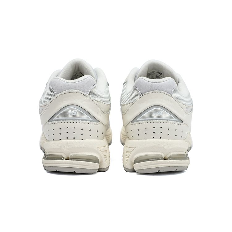 New Balance 2002R Кроссовки унисекс White Sea Salt Raw-Cashew M2002RWP