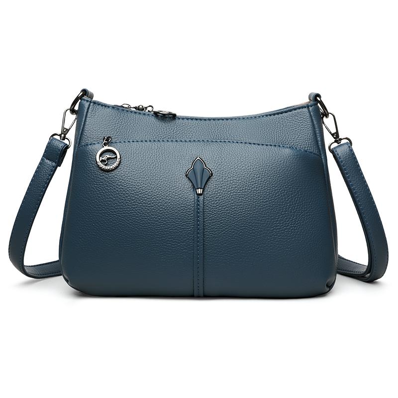 Women's bag 2026 winter new messenger bag large capacity middle-aged mother bag simple shoulder portable women's bag