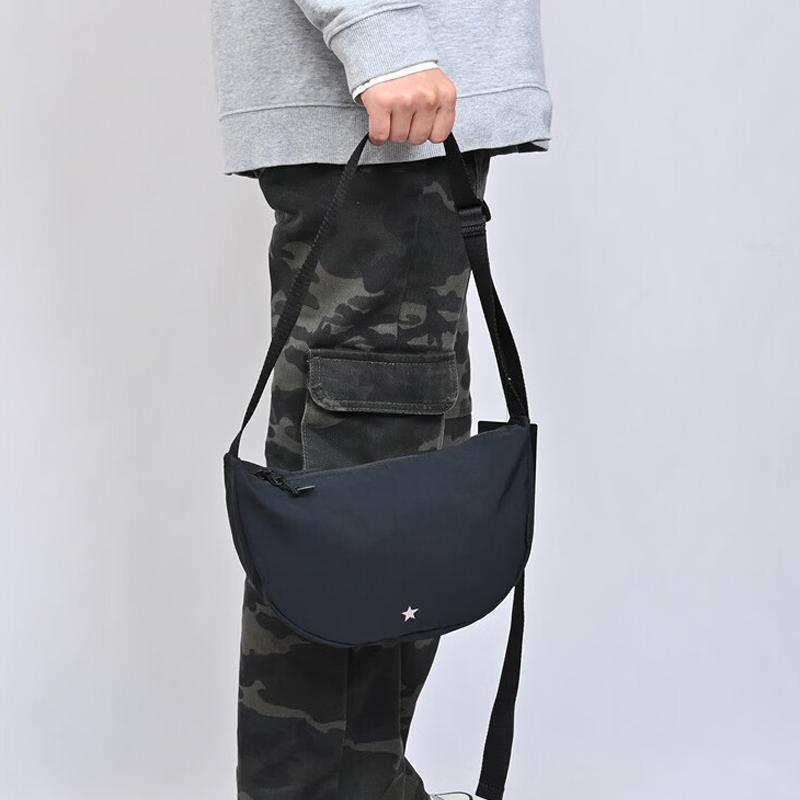 Converse Zipper Closure Polyester Shoulder Bag Unisex bags Black UA5951-023