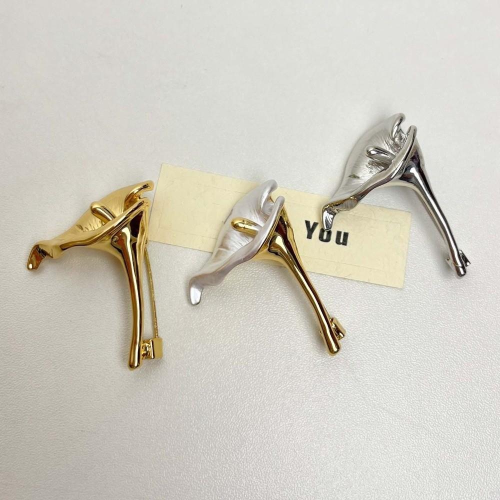 French Style Calla Brooch Vintage Metal Glossy Brooch Zantedeschia Pins  Western-style Clothes