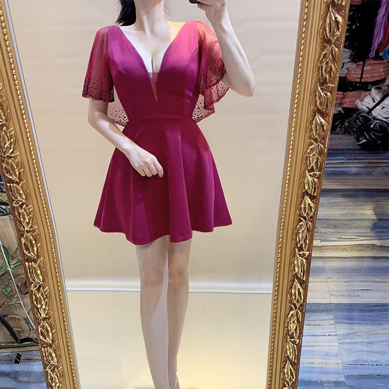 Новый банкетный модный темперамент тонкое платье короткое платье-слово ночной клуб светская львица ежегодная встреча юбка