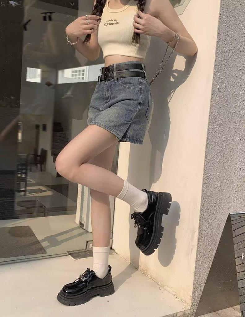 Острая девушка Юбка мини из денима с завышенной талией, ретро-разрезом и двойным ремнем - Женская летняя А-силуэта