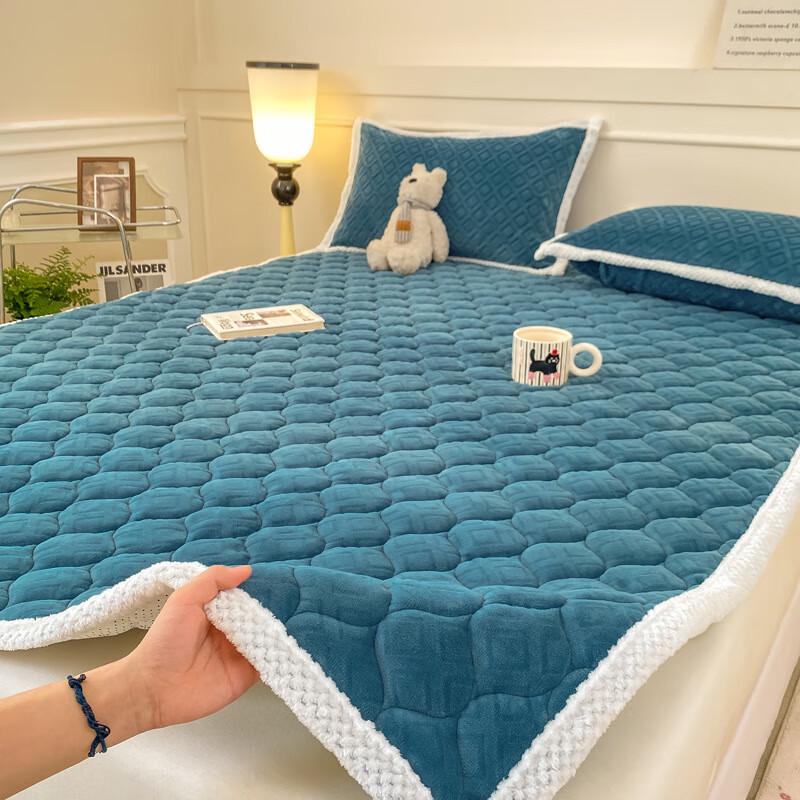 LISM Молочный бархат Зимний теплый наматрасник