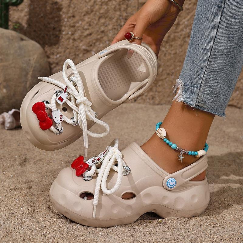 Fashion Cartoon Hole Shoes Women Wear Breathable and Non-smelly Feet Heightening Beach Sandals Thick-soled Non-slip Bag Head Slippers