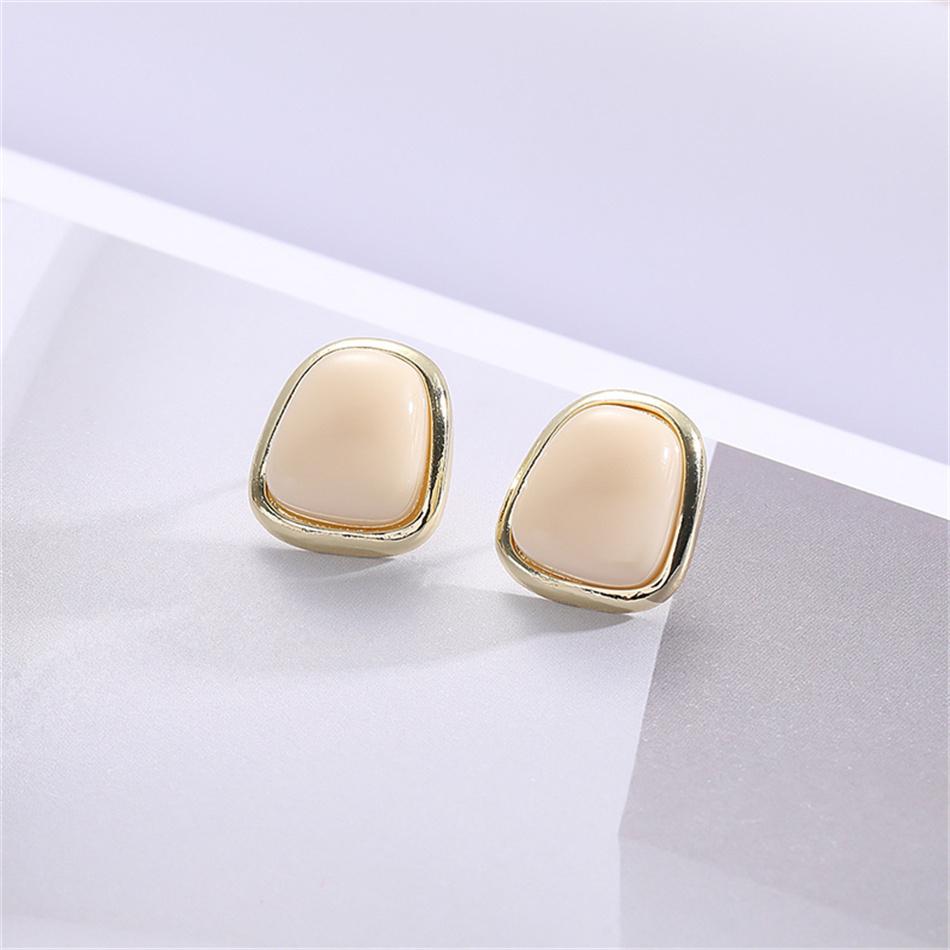 Geometry White Color Square Stud Earring for Women French Retro Elegant Korean Sweet Ear Wedding Party Jewelry Girl Friend Gift
