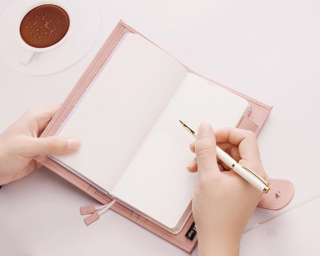 Совместимый с Hobonichi Techo Планер Натуральная Кожа 6 Карт Держатель для Ручки 2 Кнопки-Застежки [KLAIE] Обложка для Weeks/MEGA, Кожа, Карманы, Держатель, Закладки,