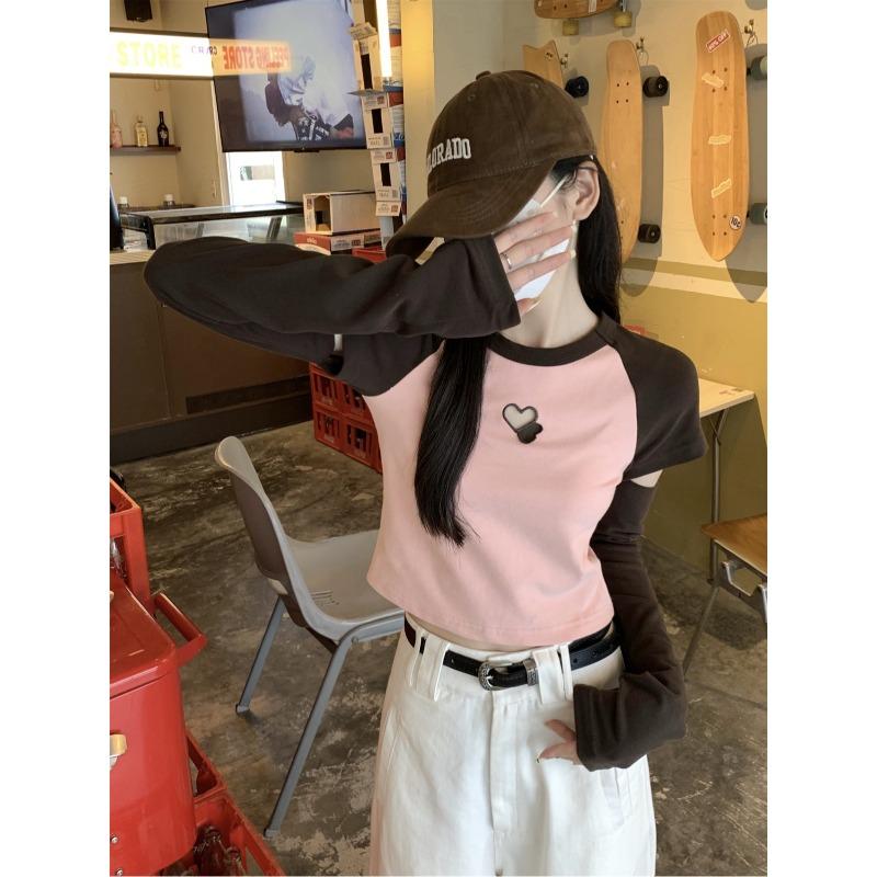 Уникальное чувство дизайна любовь полый топ весна контрастный цвет рукав с разрезом футболка Spice girl универсальная базовая рубашка